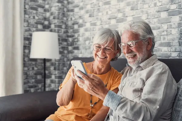 safe internet use for seniors
